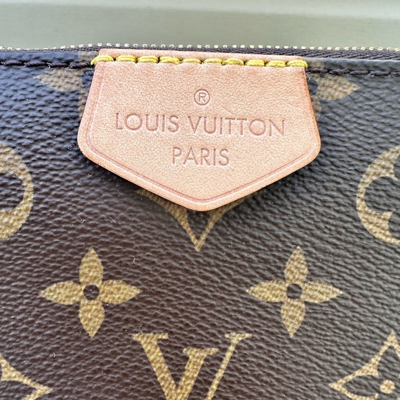 Louis Vuitton Large Multi Pochette Accesoires - Picture 5 of 11